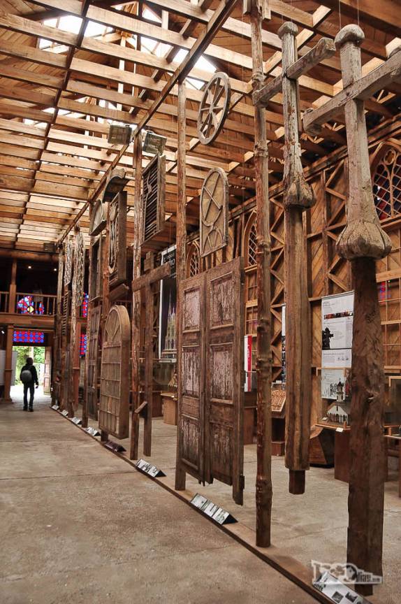 Visitando exposição no Convento Inmaculada Concepción, em Ancud, no norte da ilha de Chiloé, no sul do Chile